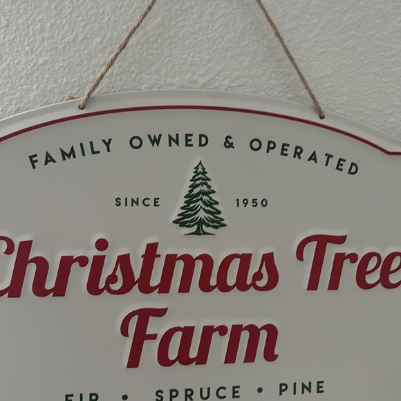 Sign Christmas Tree Farm Metal NEW!! 
Red & Green Christmas Farm Sign Final Sale - Picture 5 of 5